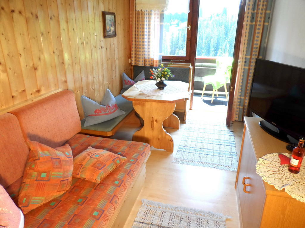 Haus Brunneck Lägenhet Warth  Rum bild