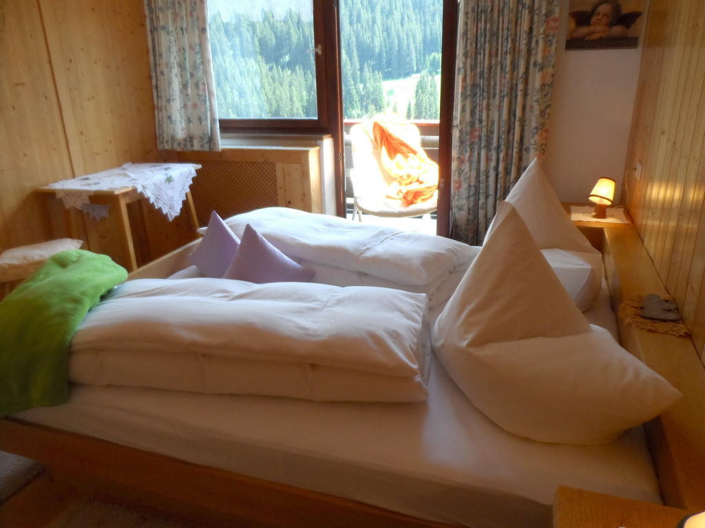 Haus Brunneck Lägenhet Warth  Rum bild